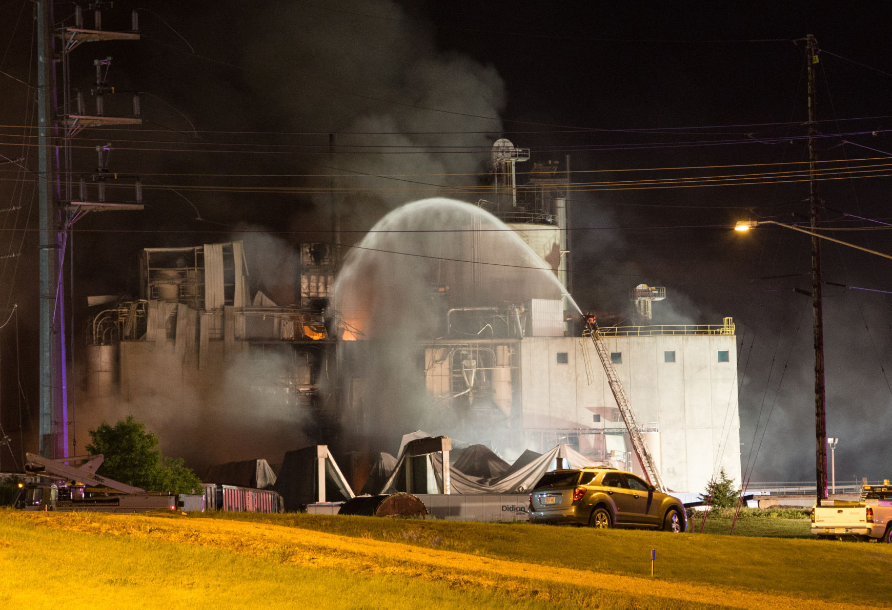 060217-wsj-news-cambria-explosion206012017100459